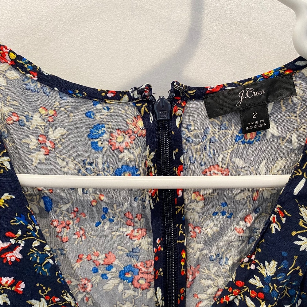 J. Crew Floral V-Neck Dress Sz. 2 - Picture 3 of 4